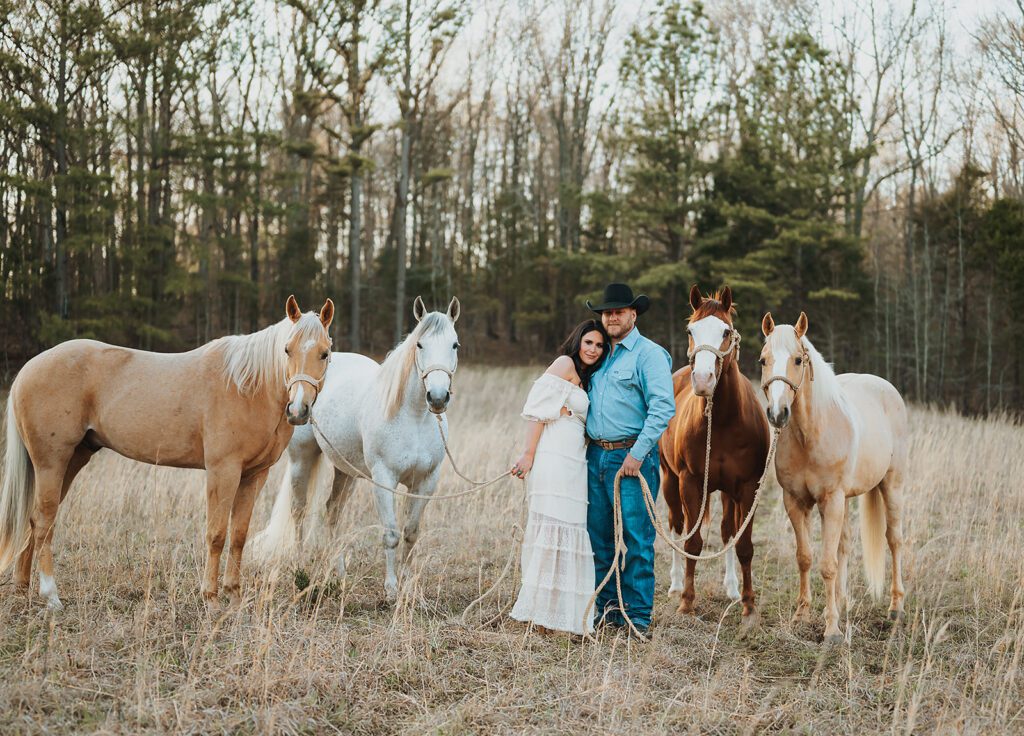 western engagement pictures with horse herd