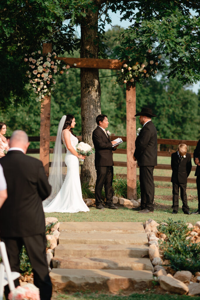 Horseshoe Lake Venue Wedding Huron, TN